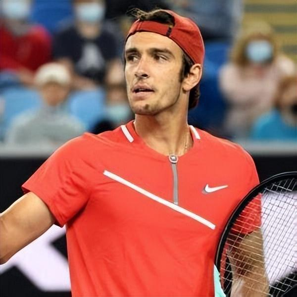 kaiyun-瑞士队前途光明！，德约科维奇新星持续失利表现突出热度持续攀升-kaiyun